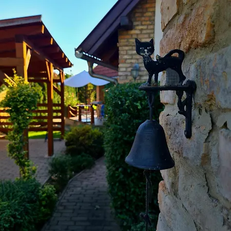 Relax House Balatonrendes