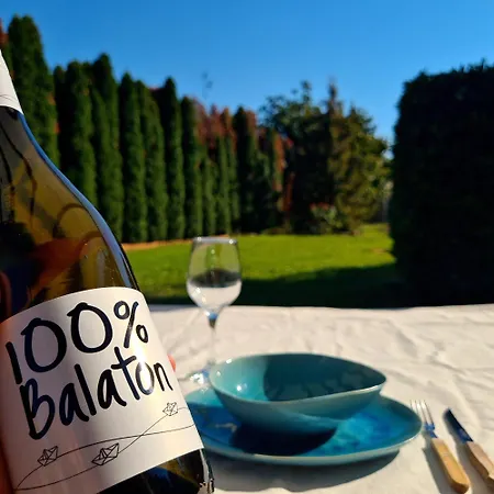 Relax House * Balatonrendes