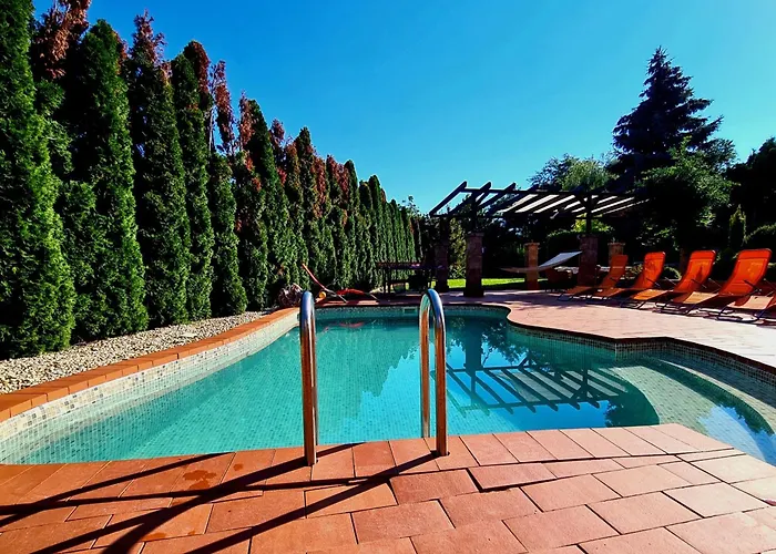 Relax House 펜션 Balatonrendes